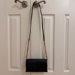 Quince Italian Leather Quilted Wallet
Crossbody Purse Black